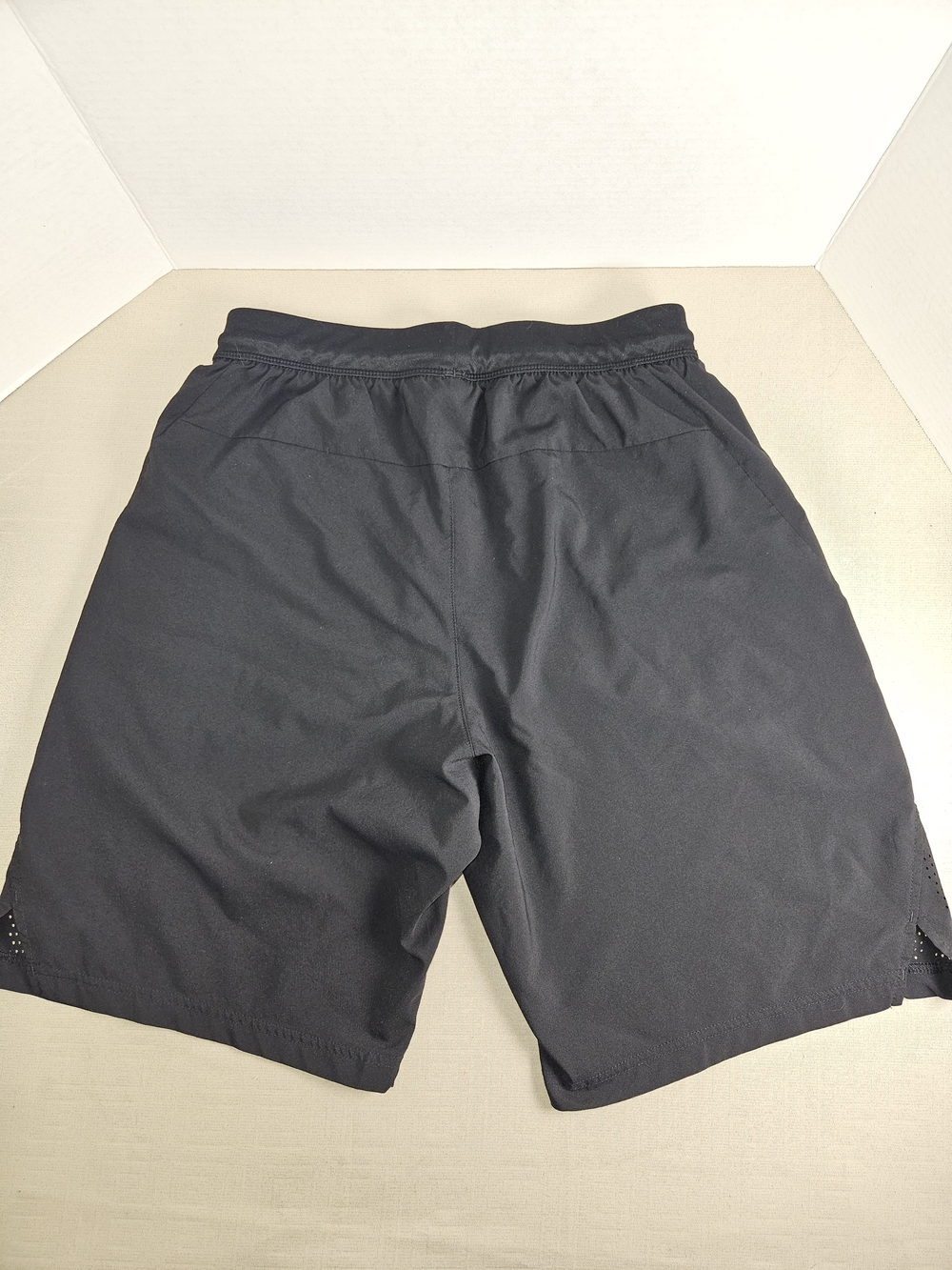 Adidas Men's Black Performance Training Shorts - Picture 7 of 10
